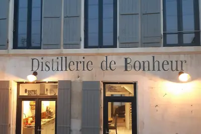 Image de Maison de ville La distillerie de bonheur