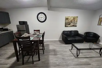 Luxury Apartment Suite 6