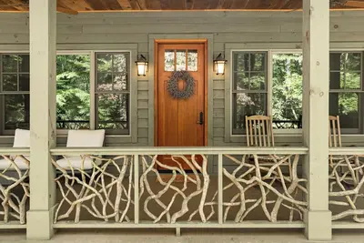 Image de Pristine 4-Bd Hvl/Flat Rock Retreat w/ Stream on 2 Acres