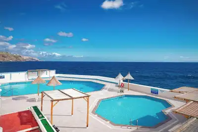 Image de Marina Blue, Las Caletillas