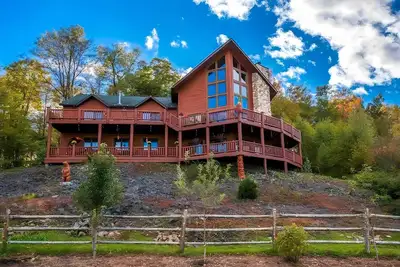 Image de Game Room, Sauna & Screened Patio: Swan Lake Cabin