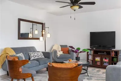 Image de Eagle Charmer Pet friendly near downtown/riverwalk