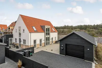 Image de Maison confortable de 4 chambres à Løkken