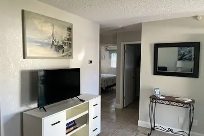 Image de ❤️❤️Riverside Retreat Riverwalk Fishing🐠🐟Historic Downtown-Pets Welcome🐈🐩