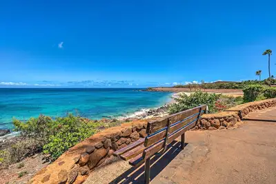 Image de Ocean-View Condo w/ Pool in Maunaloa!