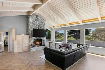 Image de Sea Ranch Ocean Views 4 bedrooms + office