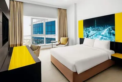 Image de Four Bedroom Apartment Near Mashreq Metro Station