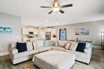 Image de Cypress Waterway Getaway!