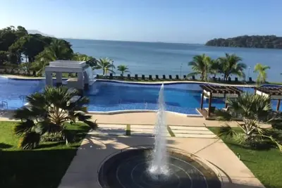 Image de Tropical Ocean View Beautiful Condo 14th Floor