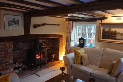 Image de Charming 17th Century 2-Bed Cottage in Medmenham