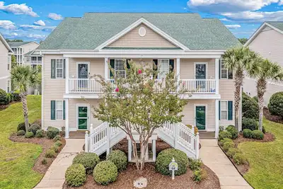 Image de Dog-friendly condo with balcony, pool access, & W/D - near beach and golf