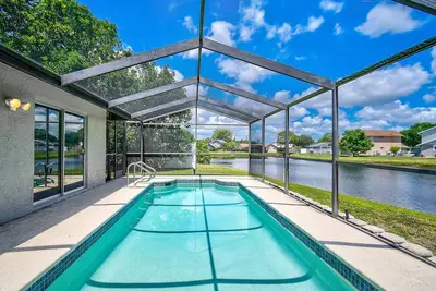 Image de Tranquil Retreat - Private Pool, Dog Friendly, Near Sarasota & Bradenton Beaches, Centrally Located!