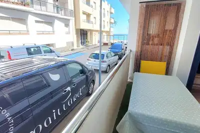 Appartement 2 chambres climatisé avec terrasse en plein cœur du port de Llançà, à deux pas de la plage