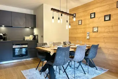 Image de Bel appartement neuf aux Gets, proche des pistes, avec terrasse et parking sécurisé