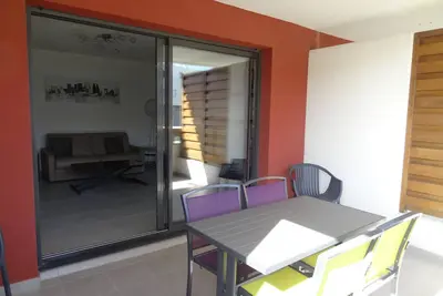 Image de Appartement T2 avec Piscine, Proche Plage et Commerces à Sète