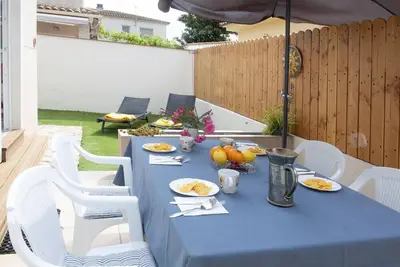 Image de Gerkens: Maison de vacances avec piscine commune Ă l'Escala