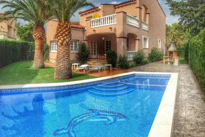 Image de Maison de vacances Miami-Platja pour 1 - 8 personnes avec 4 chambres à coucher - Maison de vacances