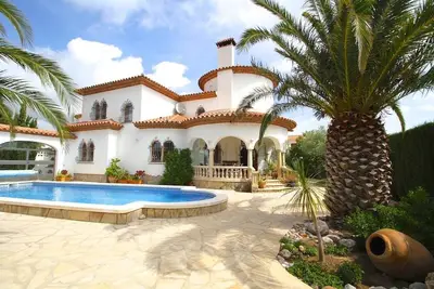 Image de Maison de vacances Miami-Platja pour 1 - 8 personnes avec 4 chambres à coucher - Maison de vacances