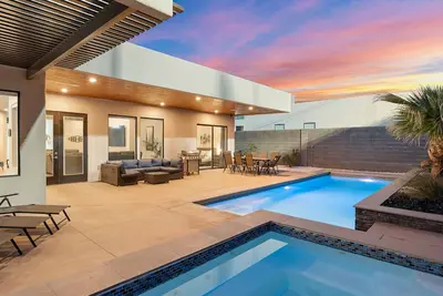 Image de Slice of Heaven:Nintendo, Foosball, Private Pool
