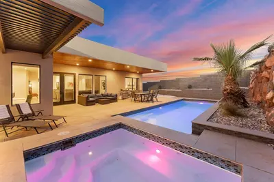 Image de Slice of Paradise: Pool, Hot Tub, Playstation, Bbq