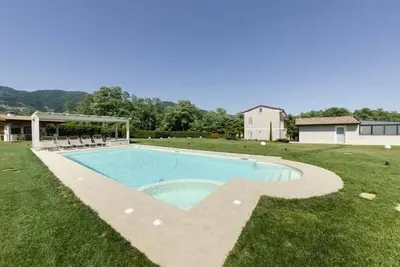 Image de Maison de vacances Capannori pour 1 - 12 personnes avec 4 chambres à coucher - Maison de vacances