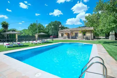 Image de El Nogal - Trois Chambres Villa, Couchages 6
