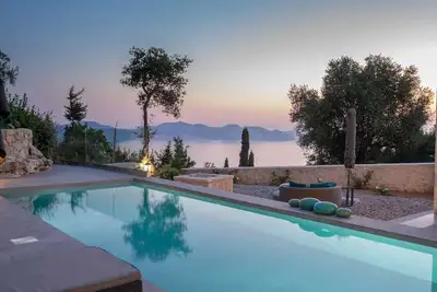 Image de Dafni - Deux Chambres Villa, Couchages 4
