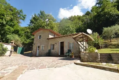 Image de Maison de vacances Pescaglia pour 1 - 4 personnes avec 2 chambres à coucher - Maison de vacances