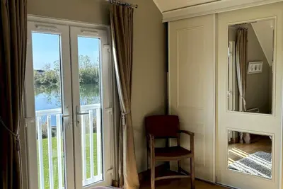 Image de Kinsale Lodge · Cotswolds Lakeside - Spring Lake