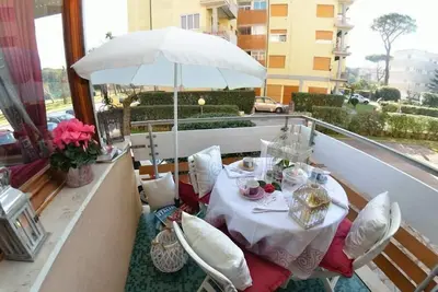 Image de Appartement de vacances Viareggio pour 1 - 6 personnes avec 2 chambres à coucher - Appartement de va