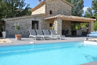 Image de Ancien moulin restauré avec piscine chauffée, spa.