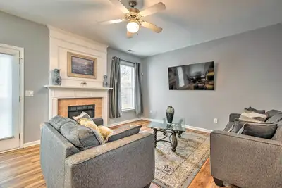 Image de Atlanta Vacation Rental ~ 13 Mi to Downtown!