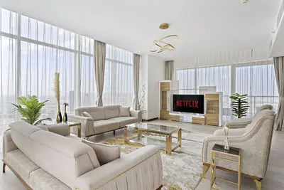 Image de Bright 4 Bd Penthouse With Spacious Terrace