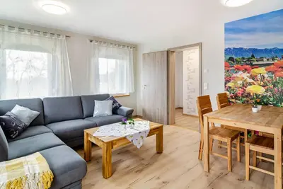 Image de Appartement de vacances \"Lidobo 01\" avec vue sur les montagnes, balcon et Wi-Fi.