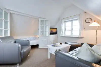 Image de Cozy apartment on the top floor of Snetjers Hüs <br>in the heart of Hörnum.