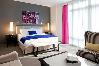 Image de Ultimate Nyc Getaway! Modern Unit w/ Balcony, Walk to Empire State Building!