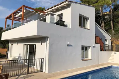 Image de Casa Nuestra - A place of beauty, breathtaking landscapes, food, wine and fun.