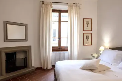 Image de St. James. Elegant & Roomy 2' train station w/ lift - Pria Apartment