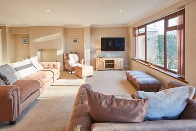 Image de Host & Stay | The Chimneys