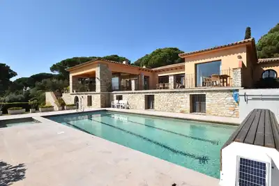 Image de Casa Rosa (Casa de Campo)