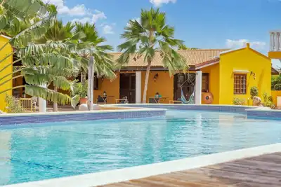 Private room with patio view - Boutique Hotel Wanapa