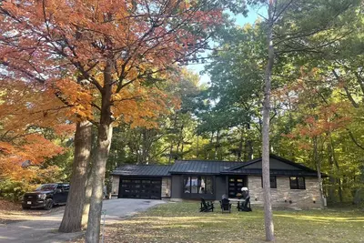 Image de 5* Lavish Luxury Home in Grand Bend where the Sunsets are Breathtaking