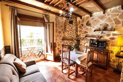 Image de Rural lodging Los Castaños 2 pers. with spa and pool
