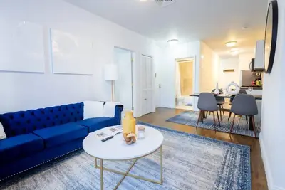 Image de 1435-2 3 Bedrooms 2 Bath W/D Ues