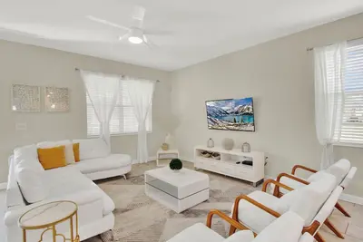 Image de Amazing Pool Home with Game Room-8946tw