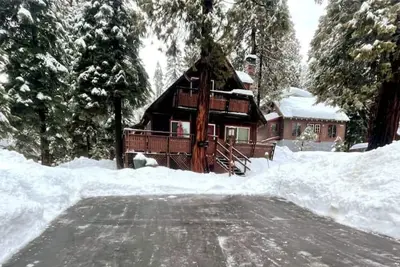Image de Two Tree Lodge *New Hottub* - Walk to Beach