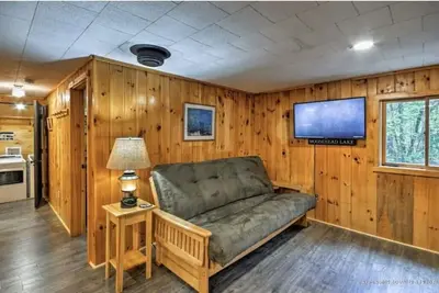 Image de Secluded comfort only minutes to lake