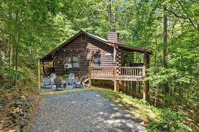 Image de Blue Ridge Cabin-Hot Tub, Fire Pit with Free Firewood