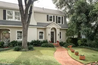 Image de Luxury Plum House & Pool, Near Pearl & Riverwalk. Reunions
