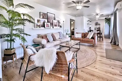 Image de Modern Downstairs Suite in Zion